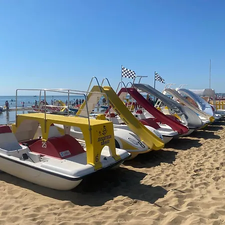Mobilhome Skalla Cz Lignano *
